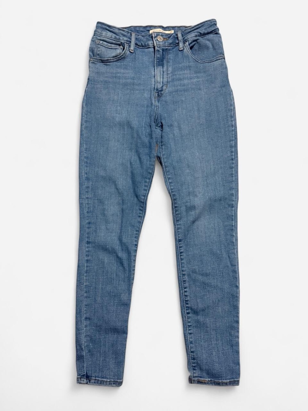 Levi's Women's Skinny Jeans in Medium Blue